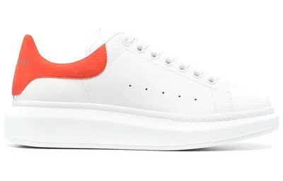 Alexander Mcqueen Men White Low Top Sneakers With Contrasting Heel With Embossed Logo Lettering In L In White