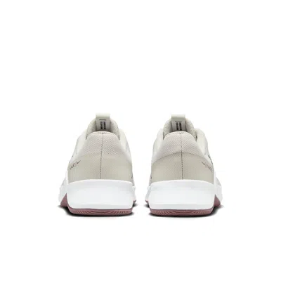 Nike (wmns)  Mc Trainer 2 'light Bone Smokey Mauve' In Multi