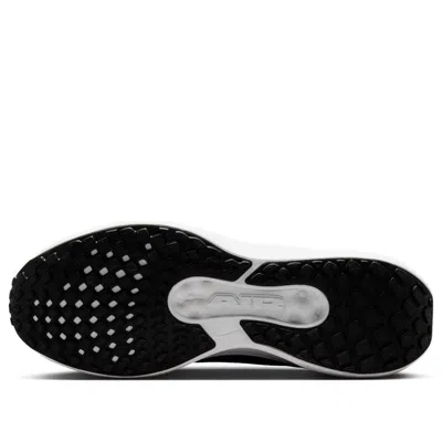 Nike Men's Winflo 11 Road Running Shoes In Multi