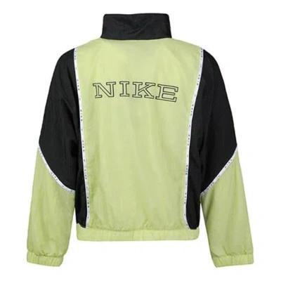 Nike (wmns)  Sportswear Woven Jacket Green