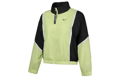 Nike (wmns)  Sportswear Woven Jacket Green