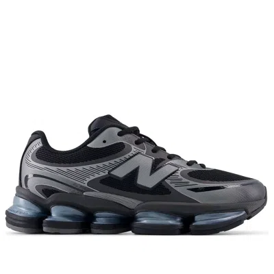 New Balance 2000 Mesh Low-top Sneakers