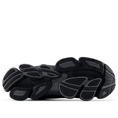 New Balance 2000 Mesh Low-top Sneakers