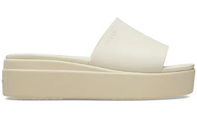 Crocs (wmns)  Brooklyn Slide 'white Beige' In Neutral