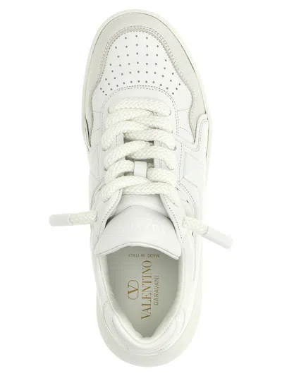 Valentino Garavani Mens White One Stud Xl Chunky-sole Leather Low-top Trainers