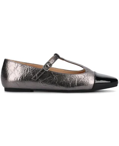 Journee Collection Women's Theah T-strap Cap Toe Mary Jane Flats