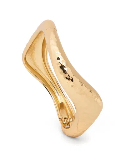 Saachi Hammered Wave Hinged Cuff Bracelet In Gold