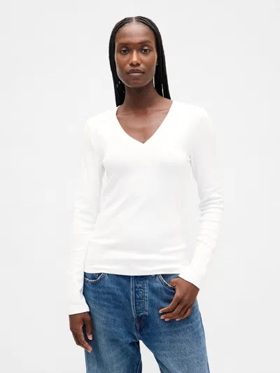 Gap Modern V-neck T-shirt