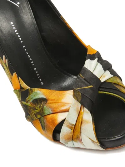 Pre-owned Giuseppe Zanotti Vintage  115mm Floral-print Peep-toe Pumps In Black