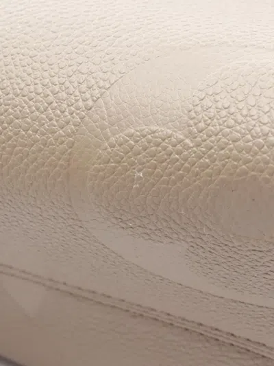 Pre-owned Louis Vuitton 2021 On-the-go Mm Monogram Shoulder Bag In Neutral