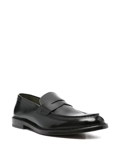 Doucal's Penny-slot Almond Toe Loafers In Black