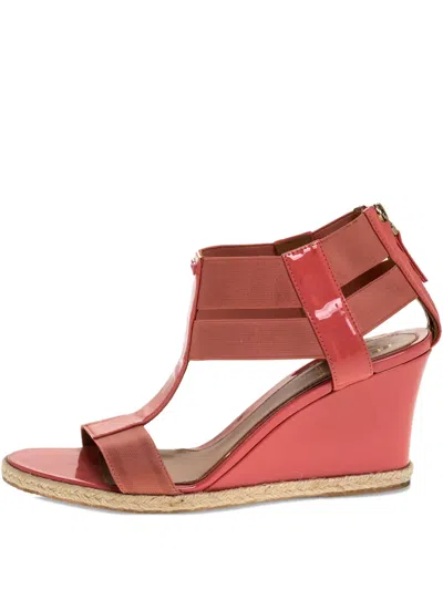 Pre-owned Fendi Patent Leather Wedge Sandals