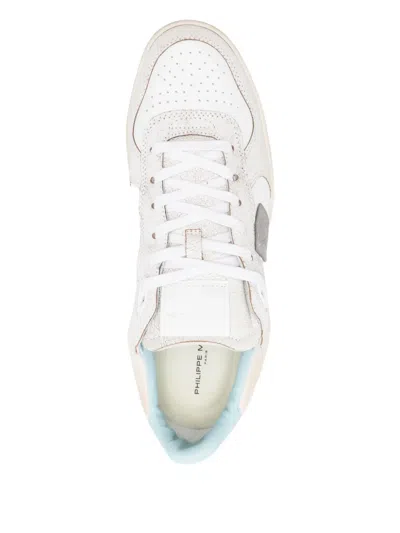 Philippe Model Veau Crackle Blanc Ciel Sneakers In White