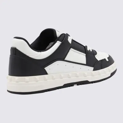 Valentino Garavani Men Two-tone Leather Freedots Sneakers