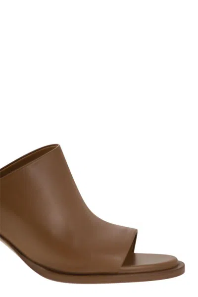 Tod's Leather Sandals