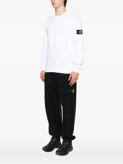 Stone Island 6100028 Logo-patch Crew-neck Sweatshirt In White