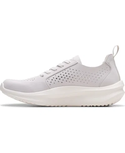Clarks Women's Cloud Steppers Solevana Style Slip On Sneakers