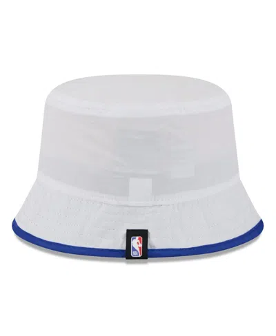 New Era Men's White/blue New York Knicks 2025 Nba Draft Nylon Bucket Hat