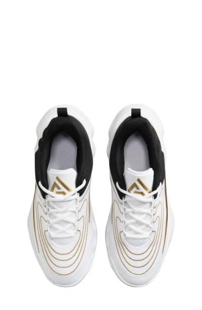 Nike Kids' Giannis Immortality 4 Basketball Shoe