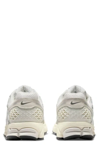 Nike Zoom Vomero 5 Sneaker