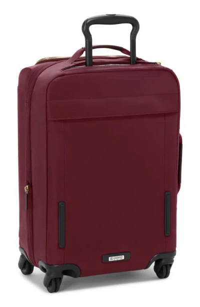 Tumi Voyageur Léger 22-inch International Expandable Wheeled Carry-on Suitcase