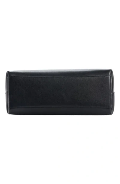 Givenchy Day Wristlet Pouch Bag In Grain Leather In Black