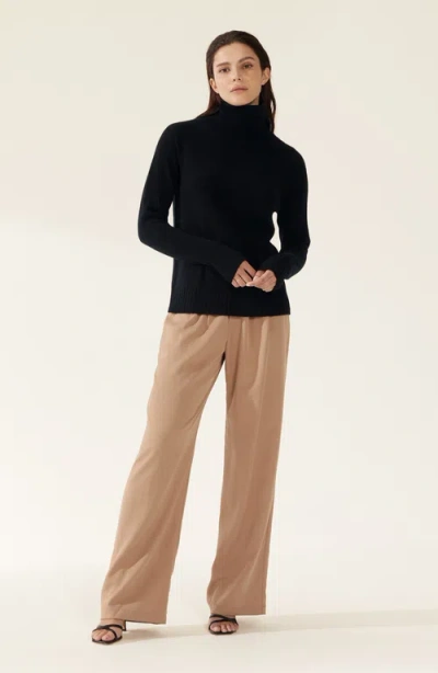 Italic Emma Cashmere Relaxed Turtleneck Sweater In Black