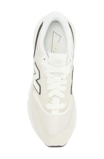 New Balance Gender Inclusive 997r Sneaker