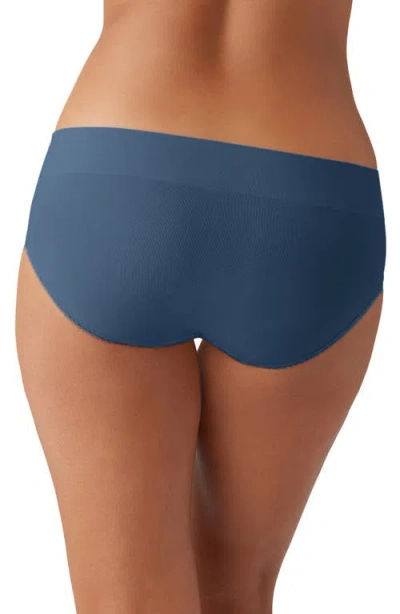 Wacoal Feeling Flexible Hipster Briefs In Blue