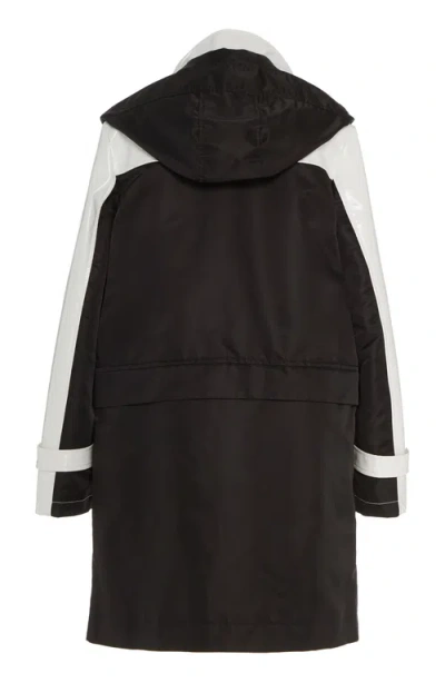 Caalo Water-resistant Convertible Sustainable Raincoat
