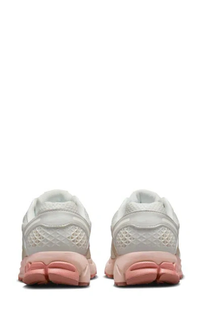 Nike Zoom Vomero 5 Sneaker