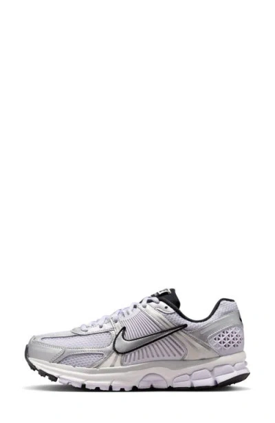 Nike Zoom Vomero 5 Sneaker