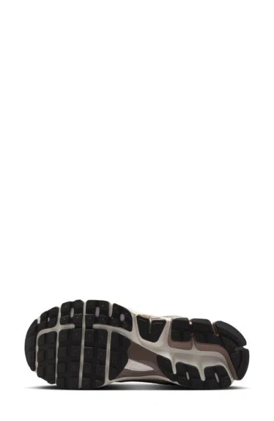 Nike Zoom Vomero 5 Sneaker