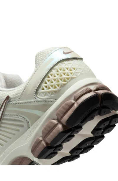 Nike Zoom Vomero 5 Sneaker