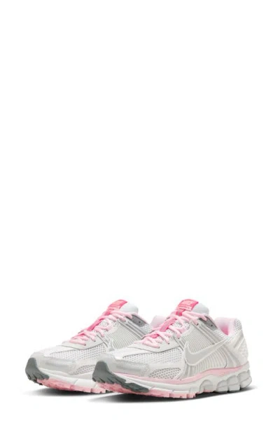 Nike Zoom Vomero 5 Sneaker