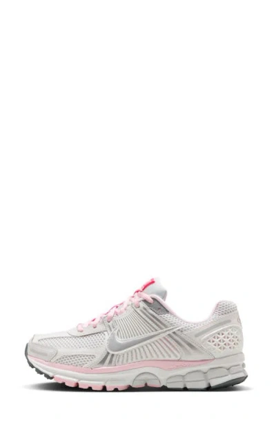 Nike Zoom Vomero 5 Sneaker