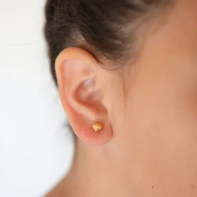 Pip Pop Seashell Stud Earrings