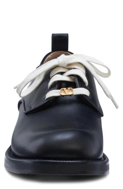 Valentino Garavani Vlogo Derby
