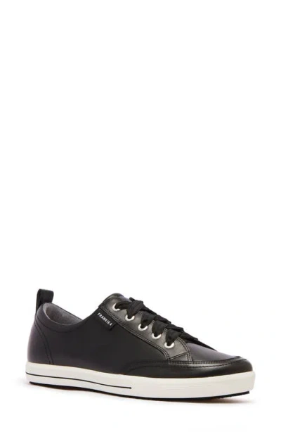Frankie4 Ellie V Sneaker