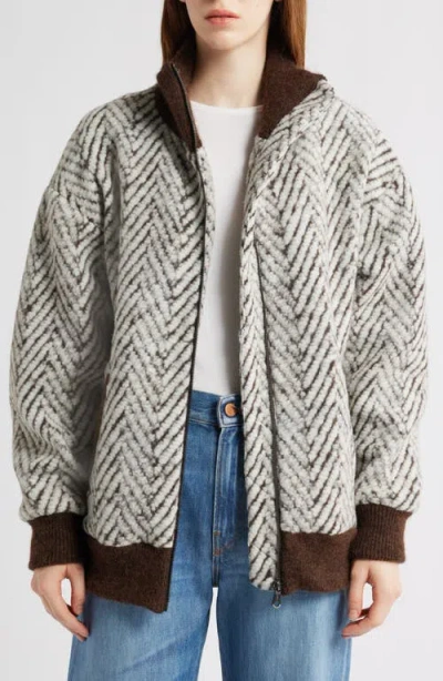 Bernardo Chevron Knit Jacket In Gray