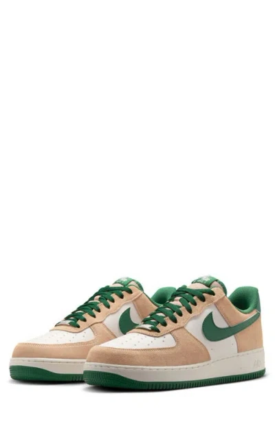 Nike Men's Air Force 1 '07 Lv8 Shoes