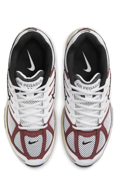 Nike Air Pegasus 2005 Sneaker