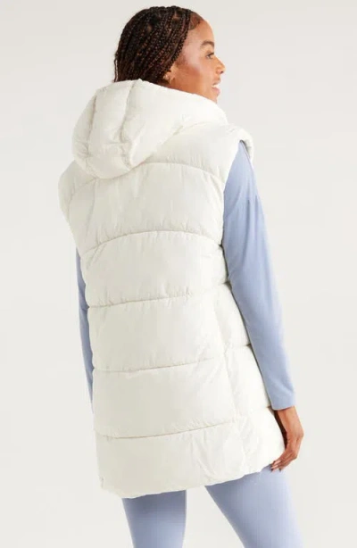 Zella Longline Hooded Puffer Vest In White