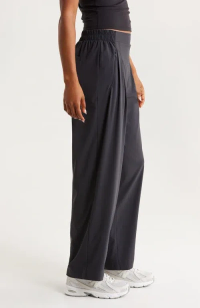 Zella Atlas High Waist Straight Leg Pants In Black