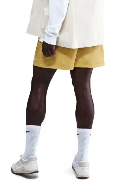 Nike Club Woven Flow Shorts
