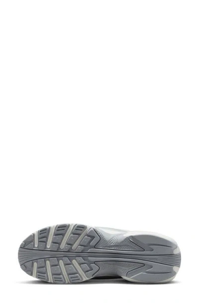 Nike Air Max Portal Sneaker