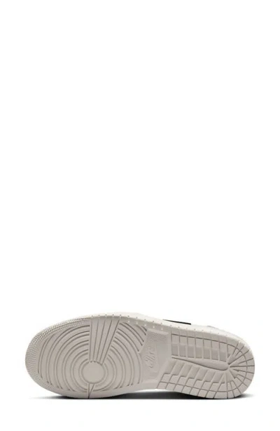 Jordan Air  1 Low Method Of Make Sneaker