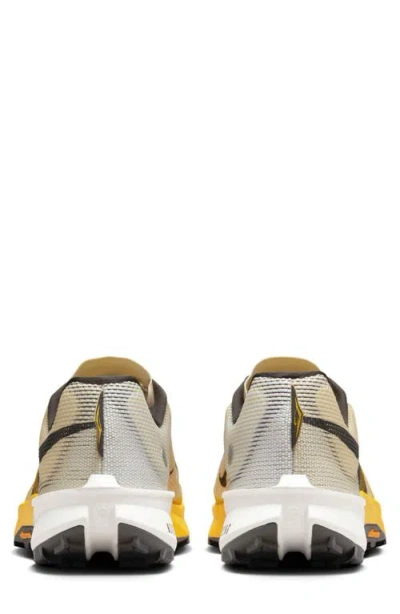 Nike Kiger 10 Trail Running Shoe