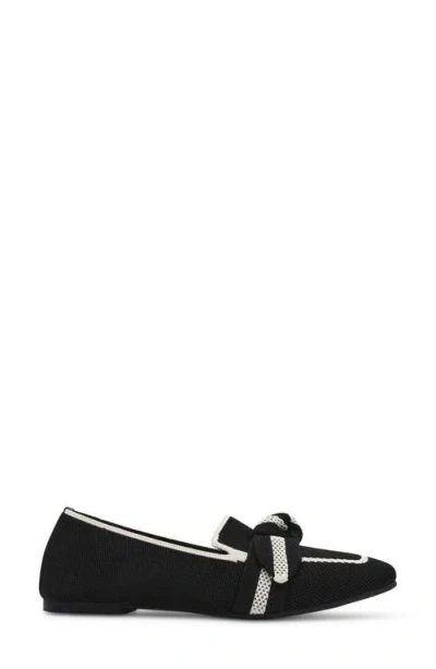 Anne Klein Tanya Knit Flat