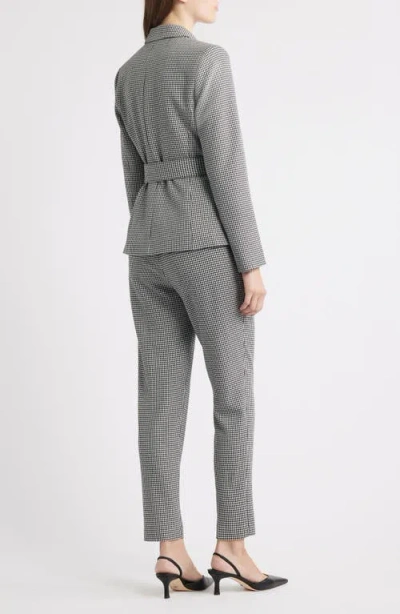 Tahari Asl Houndstooth Belted Jumpsuit In Gray
